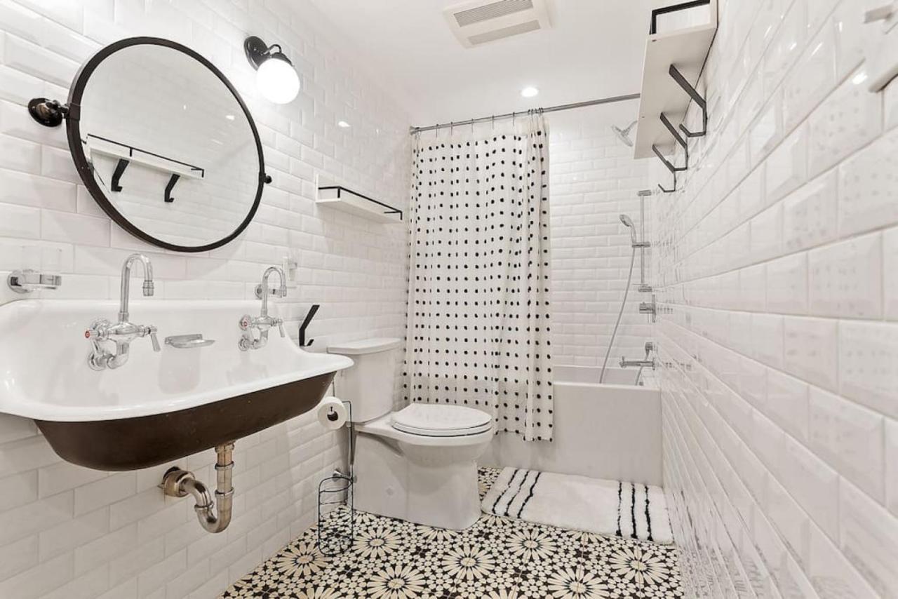 Сasa de vacaciones Designer 3 Bedroom Townhome With Beautiful Backyard *